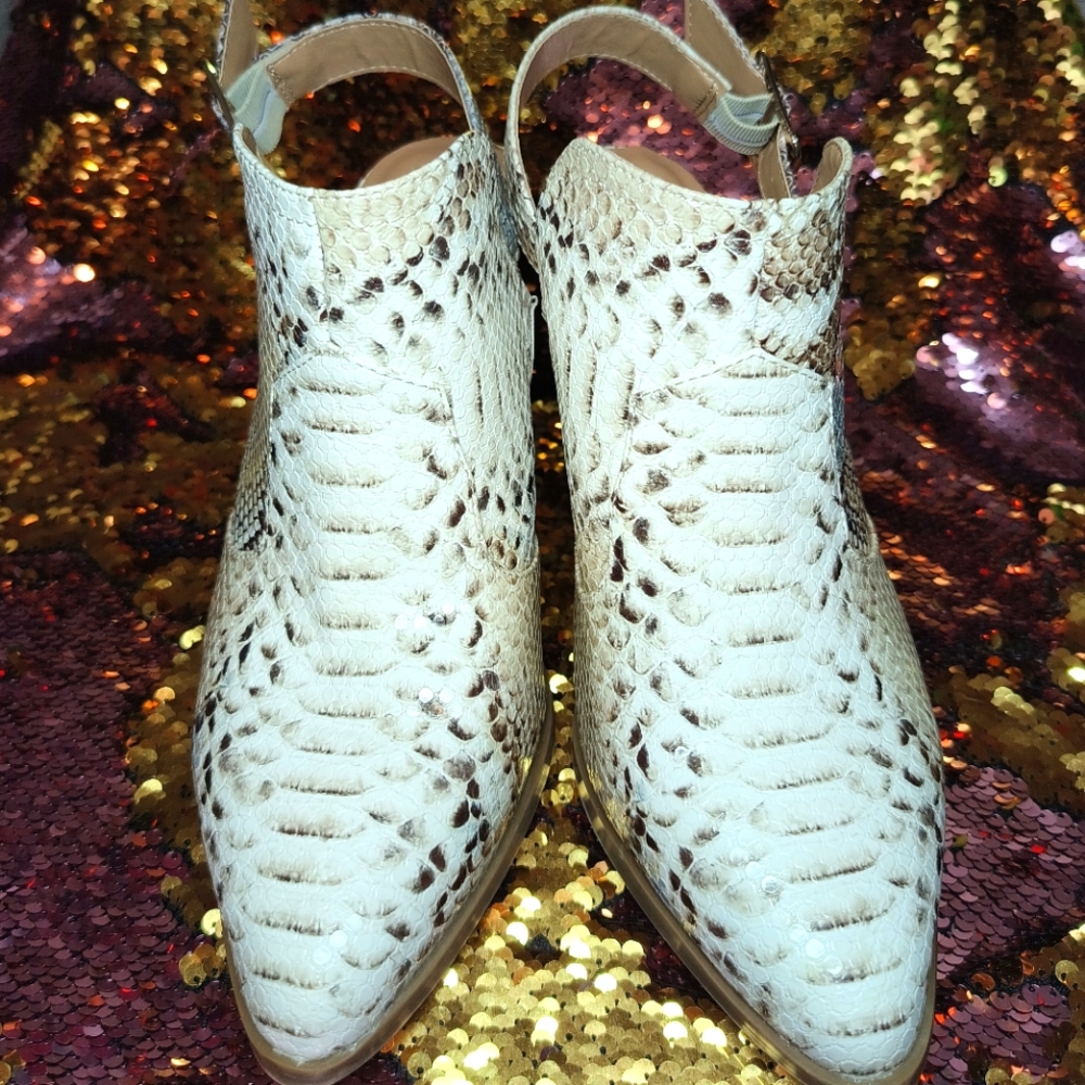 COMFORT est.1946 heel - Picture 3 of 6